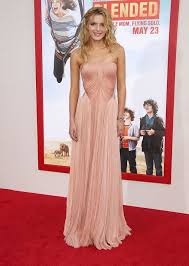 1:33 randomnest 134 923 просмотра. 1 Bella Thorne At The Blended Premiere In Hollywood Celebrity Outfits Weekly Outfits Bella Thorne