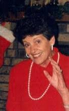 Polly Hill's Instagram, Twitter & Facebook