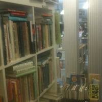 A nonprofit fundraiser/activist making a life in manayunk. The Spiral Bookcase Manayunk 6 Tips