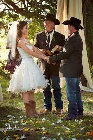 Cowgirl Wedding Dress Weddingbee Boards Cowgirl Wedding Dress Cowgirl Wedding Country Wedding