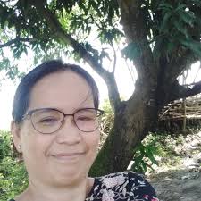 Sideline munang kargador..😂