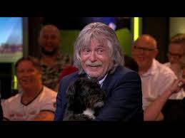 De voetbalanalist heeft sinds drie jaar een ik ben in dienst bij een hond tegenwoordig, zei derksen maandagochtend op radio 538. Heeft Johan Een Nieuwe Hond Vi Oranje Blijft Thuis Youtube