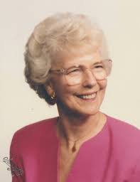 Lenora Davidson's Instagram, Twitter & Facebook