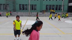 Es muy sencillo y apto para todas las edades. Los 10 Mejores Juegos Tradicionales Del Peru