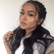 Pin By Caiti On Melissa Calma Baddie Hairstyles Curly Hair Styles Curly Hair Styles Naturally