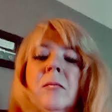 Any connections between 11th great grandmothers?