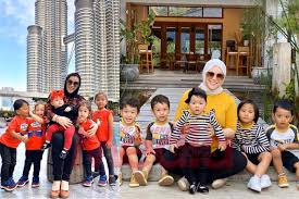 Anak datin seri zizie izette dilantik jadi duta produk iq super. Dulu Macam Wajib Nak Kena Update Selalu Zizie Izette Mahu Hargai Momen Depan Mata Instagram Nanti Dulu Media Hiburan