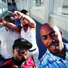 Darrell Dupont's Instagram, Twitter & Facebook