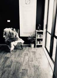 We have trained and certified staff ready to take the time to listen to you and your pets wants and needs and make sure they leave with a certain air of confidence. Paradise Pet Salon Spa Home Facebook