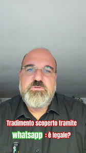 Tradimento scoperto tramite WhatsApp: è legale