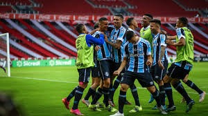 Embalagem de presente 22cm x 30cm r$ 3,90. Em Busca Do Tetra Gremio Vence O Inter De Virada E Leva Vantagem Para A Arena