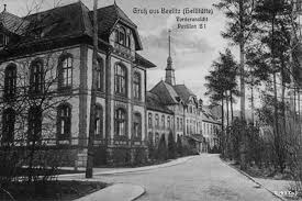 After the reunification of germany and the withdrawal of soviet troops in 1994, the hospital was abandoned, although several buildings are still operating. Beelitz Heilstatten Manner Lungenheilstatte Www Urbex Nl