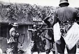 10 junio 1940 italia declara la guerra a francia y gran bretaña. El 11 De Junio De 1940 En Berlin Hitler Anuncio Que Paris Caera Antes De Cuatro Dias Y Que Inglaterra Sucumbira Antes Del 1 Memorable Scoopnest