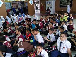 Berikut adalah pengertian maksud lencana tersebut. Facebook