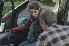Plus belle la vie narrates the everyday life of the people who are living in a fictitious neighborhood called le mistral. Luna Quitte Son Appartement Pour S Installer Chez Andres Pavel