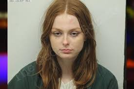 Estelle Abel's Instagram, Twitter & Facebook