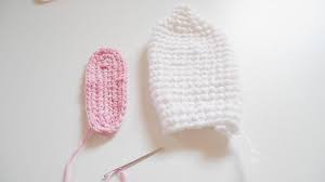 You can easily fill them up with little gifts or mini chocolate eggs, i prefer caramel or white chocolate eggs just in case anyone wants to pass some my way. 30 Minute Bunny Ear Headband Free Crochet Pattern Jennyandteddy