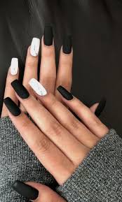 Black And Rose Gold Nails Coffin Tried Doing My Nails But Kinda Failed At It Lol Rose Gold Nails Acrylic Gold Acrylic Nails Rose Gold Nails