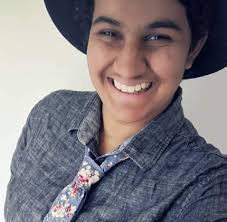 Introducing a symmetry score in freestyle