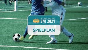 Uefa.com is the official site of uefa, the union of european football associations, and the governing body of uefa works to promote, protect and develop european football across its 55 member. Em Spielplan 2021 Chronologisch Datum Uhrzeit Em 2020