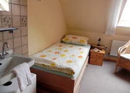 Villa helgoland am deich 9. Einzelzimmer Haus Dunengrund Ferienwohnungen Und Zimmer In Wittdun Insel Amrum