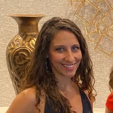 Amanda Riccio's Instagram, Twitter & Facebook