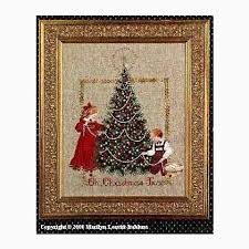 This is from lavender & lace (told in a garden) victorian designs. Oh Christmas Tree From Lavender Lace Cross Stitch Charts Cross Stitch Charts Casa Cenina