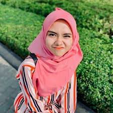 Ada buku cerita, buku sejarah, buku agama, dan kamus. Tasya Misya Puteri Afifah Cikgu Shana Lilo Yuyiliyana Cantik Video Perempuan Gebu Gadis Comel Awekcun Gadis Gadis Perempuan Kecantikan