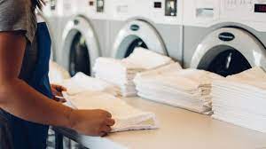 Giysiler ve tekstil ürünleri için kuru temizlemenin önemi kuru temizleme işleminin ana işlevi; Kuru Temizleme Islemi Nasil Yapilir Dry Home
