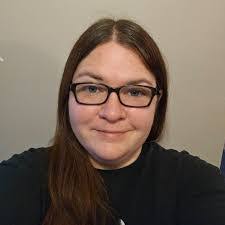 Amanda Connors's Instagram, Twitter & Facebook