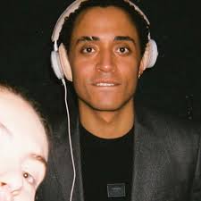 _FREDAG_ Champagnebaren ~ Queen E