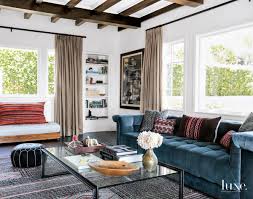 Oct 01, 2020 · with their subtle design and low seat and back height, these shorter, sleeker sofas can make your space feel more airy and bright. Eclectic White Living Room With Low Slung Sofa Luxe Interiors Design