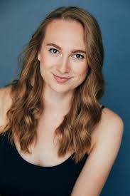 Laura Maclean's Instagram, Twitter & Facebook