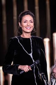 French writer hedi kaddour poses on september 14, 2015 in paris. Leila Kaddour Enceinte La Presentatrice Du Jt Explique Tele Star