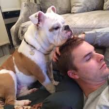 Derek Moore (@DerekTMooreMD)