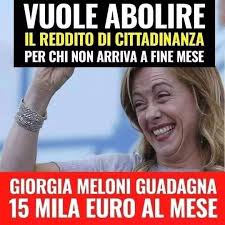 Scampoli di relax familiare, chiesti in prestito all'estate di San Martino.  Buon pranzo a tutti!