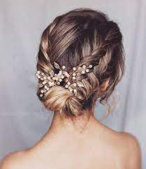 Credit Instagram Bridal Hairstylist Coiffure De Mariage Chignon Coiffure Mariage Mi Long Coiffure Mariee Cheveux Mi Longs