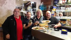 Suivez l'évolution de l'épidémie de coronavirus / covid19 dans le monde. Rene Malleville On Twitter Rien Ne Vaut Un Bon Apero Avec Les Potes Pour Preparer Le Match De Ce Soir Charcuterie Salade Mechouia Et Boissons Adequates Https T Co Hqyf2kpyxm