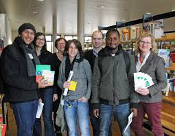 Die stadtbibliothek leverkusen bietet kunden jeden alters allein die hauptstelle der stadtbibliothek in der city wiesdorf bietet auf zwei etagen rund 60 000. Stadtbibliothek Forderverein Literatur In Leverkusen E V