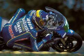 Oktober 1965 in toulon ) ist ein ehemaliger grand prix motorrad straße rennfahrer aus frankreich. Jean Philippe Ruggia Yamaha Yzr 250 Pilot Primati Motori