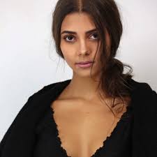 ✓A linda Sarah Marques foi aprovada para o elenco da novela Topíssima da  @recordtvoficial, parabéns Sarah!! Te desejamos muito sucesso nas  telinhas!👏😍 #dilsonstein #dilsonsteinnewmodels #newmodelsselection  #newmodelstraining #newmodelsweekend ...