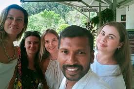 Kandy City Tour from Hikkaduwa 2025