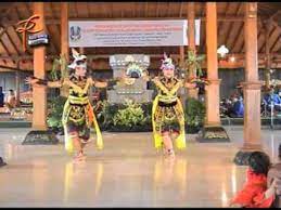 Anda akan diajak untuk melihat ratusan hewan seakan di dalam habitat aslinya di bali safari & marine park. Tari Garuda Nuswantara Youtube