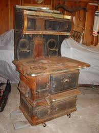 Birmingham Stove And Range Company Wood Stove My Stove Just Like Grandma Had Glenwood Cabinet C 108 Someday It Will Be Just Like New Antique Wood Stove Antique Stove Vintage Stoves