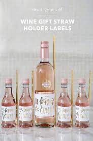 Also work great with the cricut. Oommgg These Diy Wine Favor Straw Holder Labels Are To Die For