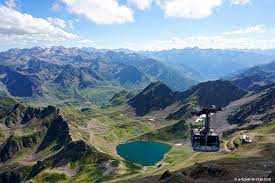 Bon ben c'est clair.c'est le paradis pour astram 3x moins d'atmosphère, une voute céleste a vous couper le souffle et malgré que le site ne soit exempt de pl ( voir photos ) il y fait quand même. Passer Une Nuit Au Pic Du Midi Est Ce Que Ca Vaut Le Coup