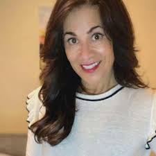 Lisa Goodpaster's Instagram, Twitter & Facebook