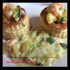 Pour 6 Vol Au Vent Thermomix Et A La Poele Etape Par Etape 500 Gr De Courgettes 1 Grosse Echalote 200 Gr De Courgette Thermomix Vol Au Vent Plat Principal