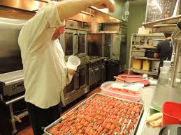 Demi Sec Tomatoes For Our Salads Chef Cookandcork Workingchef Kitchen Cooking Restaurant Craft Beer