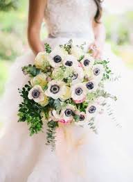 Pretty, affordable and full, it's no wonder carnations are a popular wedding flower! The 10 Most Elegant Flowers For Your Wedding Bouquet Holidappy